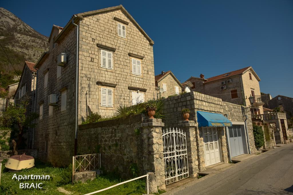 Apartment Waterline Perast Exterior photo